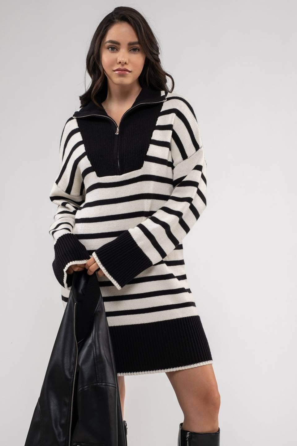 Blu Pepper Stripe Long Sleeve Sweater Dress in Black at Nordstrom Rack, Size Small