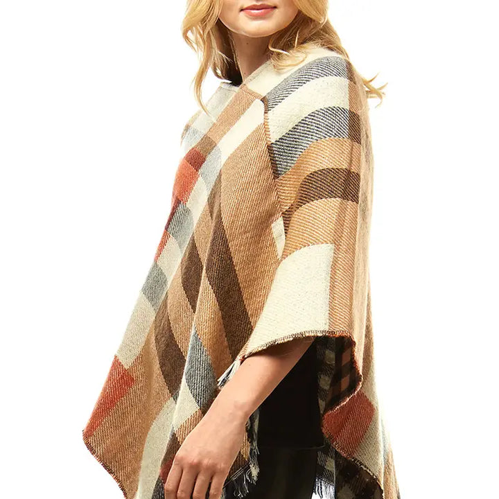 Plaid Poncho With Fringes