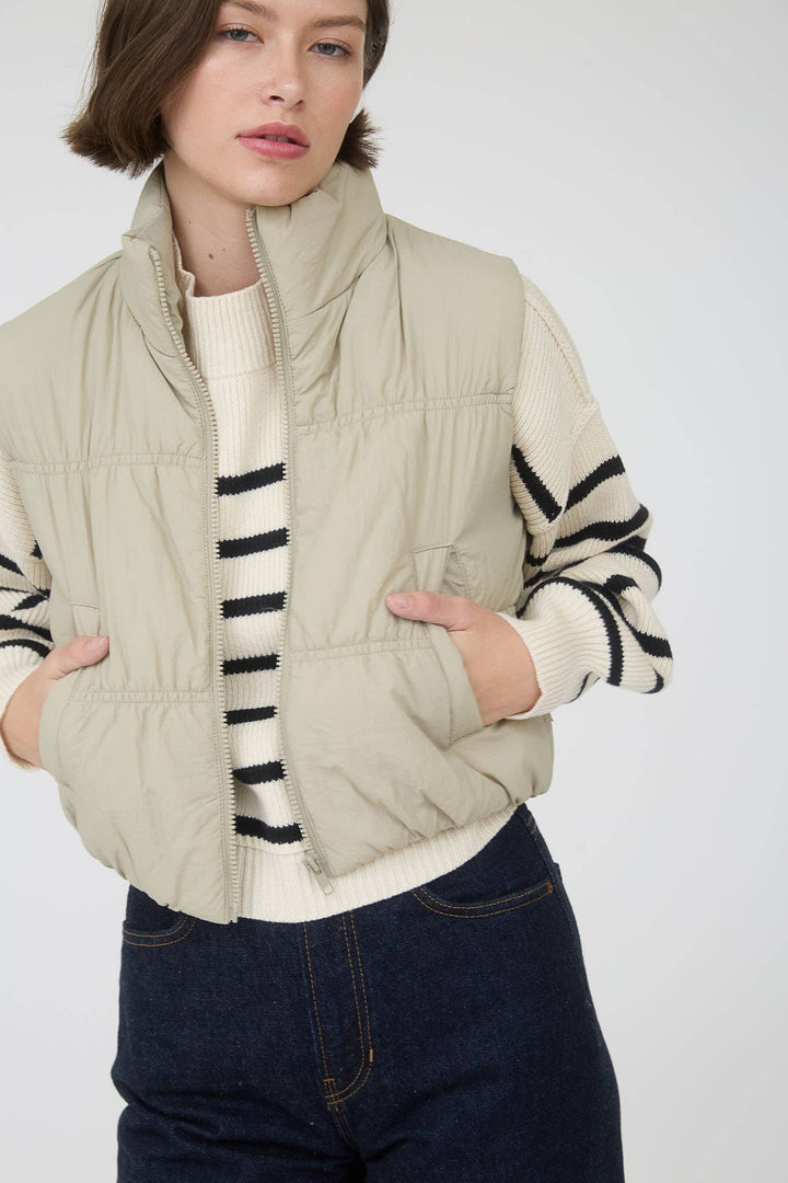 Blu Pepper - Collared Zip Up Puffer Vest Cement 3