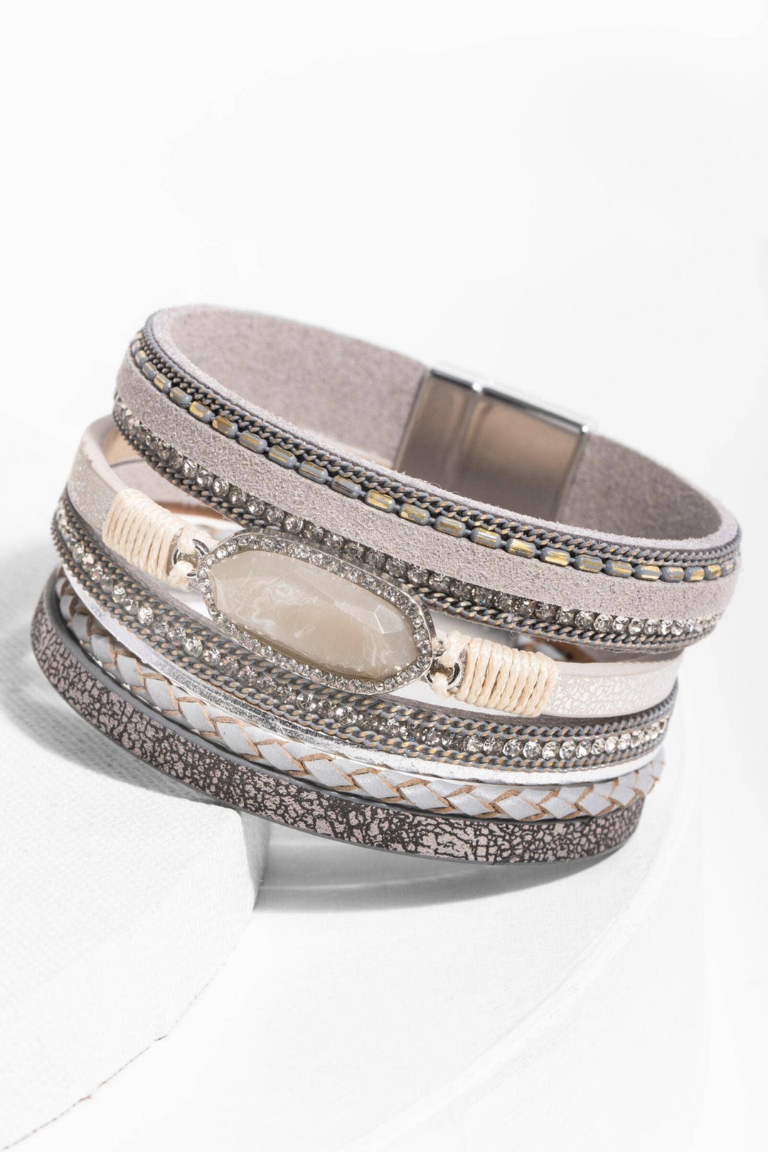 Saachi Reno Resin Stone Leather Bracelet