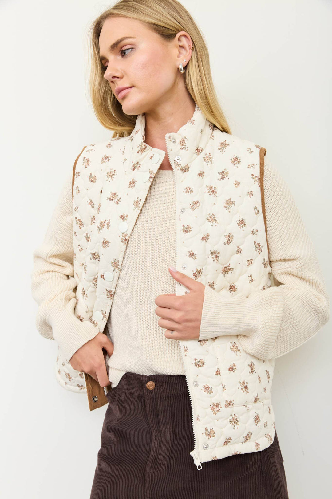 Blu Pepper - Cream Multi Floral Quilted Zip-Front Vest 3