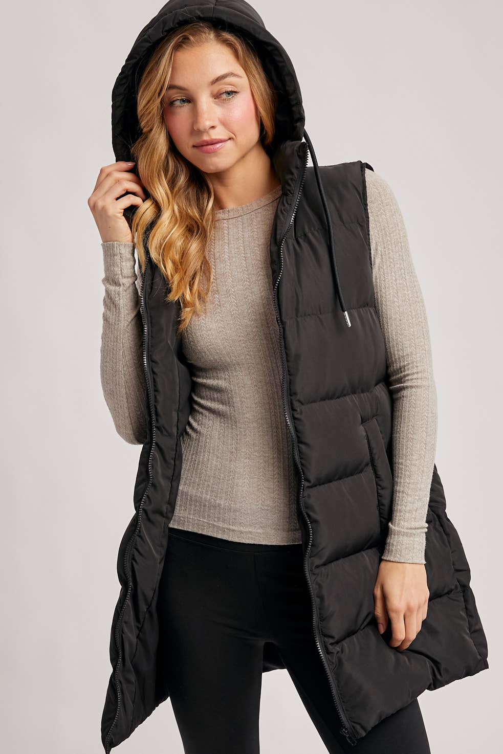Bluivy - Hooded Longline Puffer Vest black