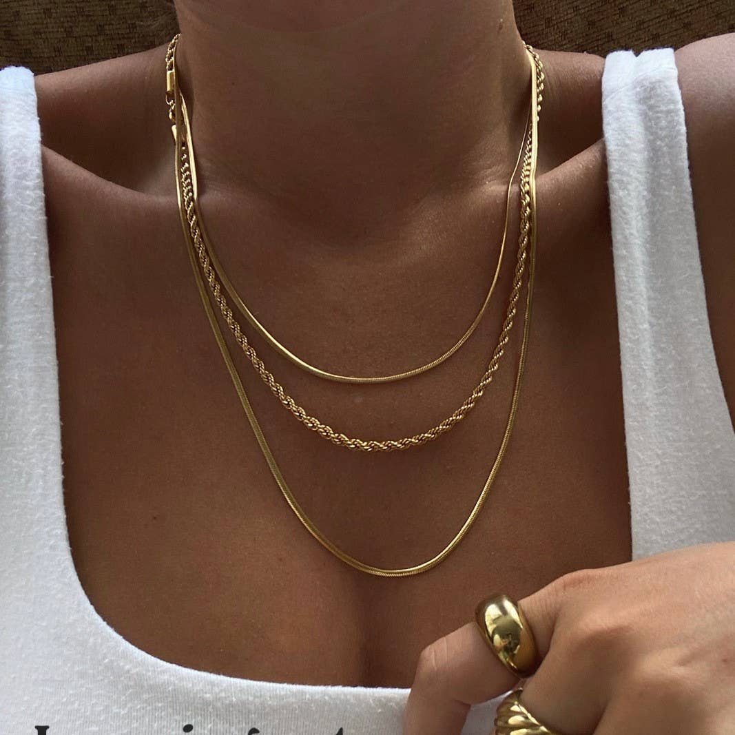 18K Gold Triple Layered Necklace – Tarnish-Free Stainless Steel | JOSSLYN 2