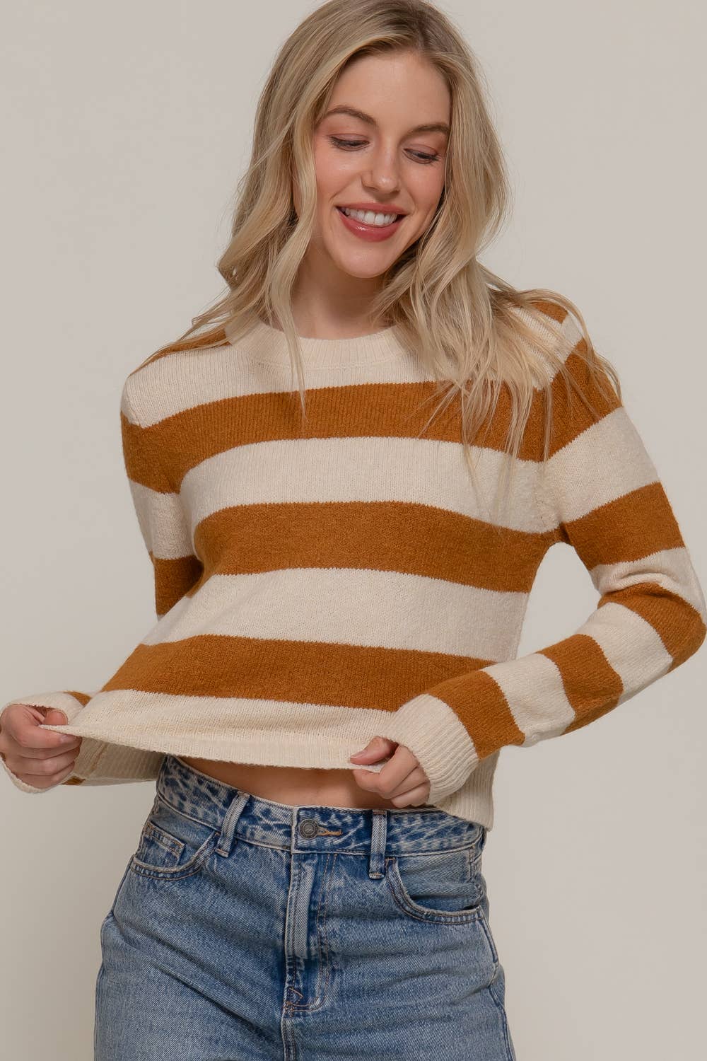 Long Sleeve Crew Neck Stripe Sweater Camel/Ivory