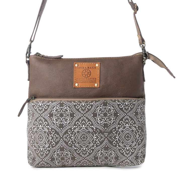 Myra Bag - Wildprint Trail Vintage Crossbody Bag in olive