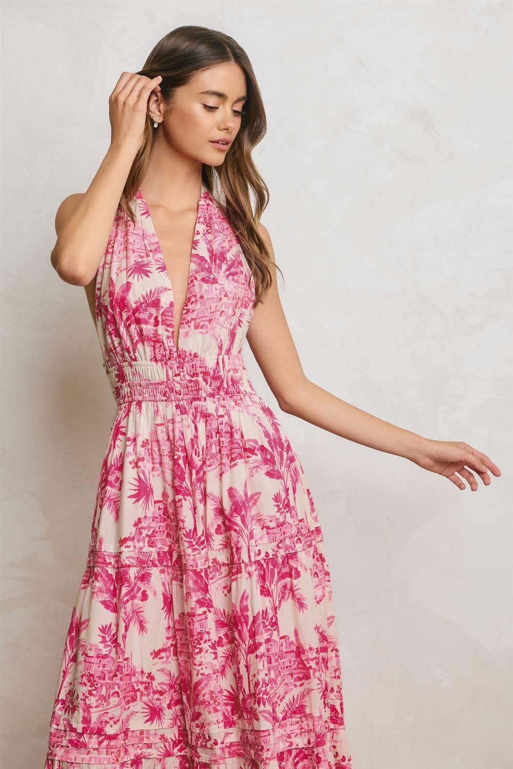 Dress Forum - Conversational Open Back Halter Maxi Dress in Hibiscus Palm 4