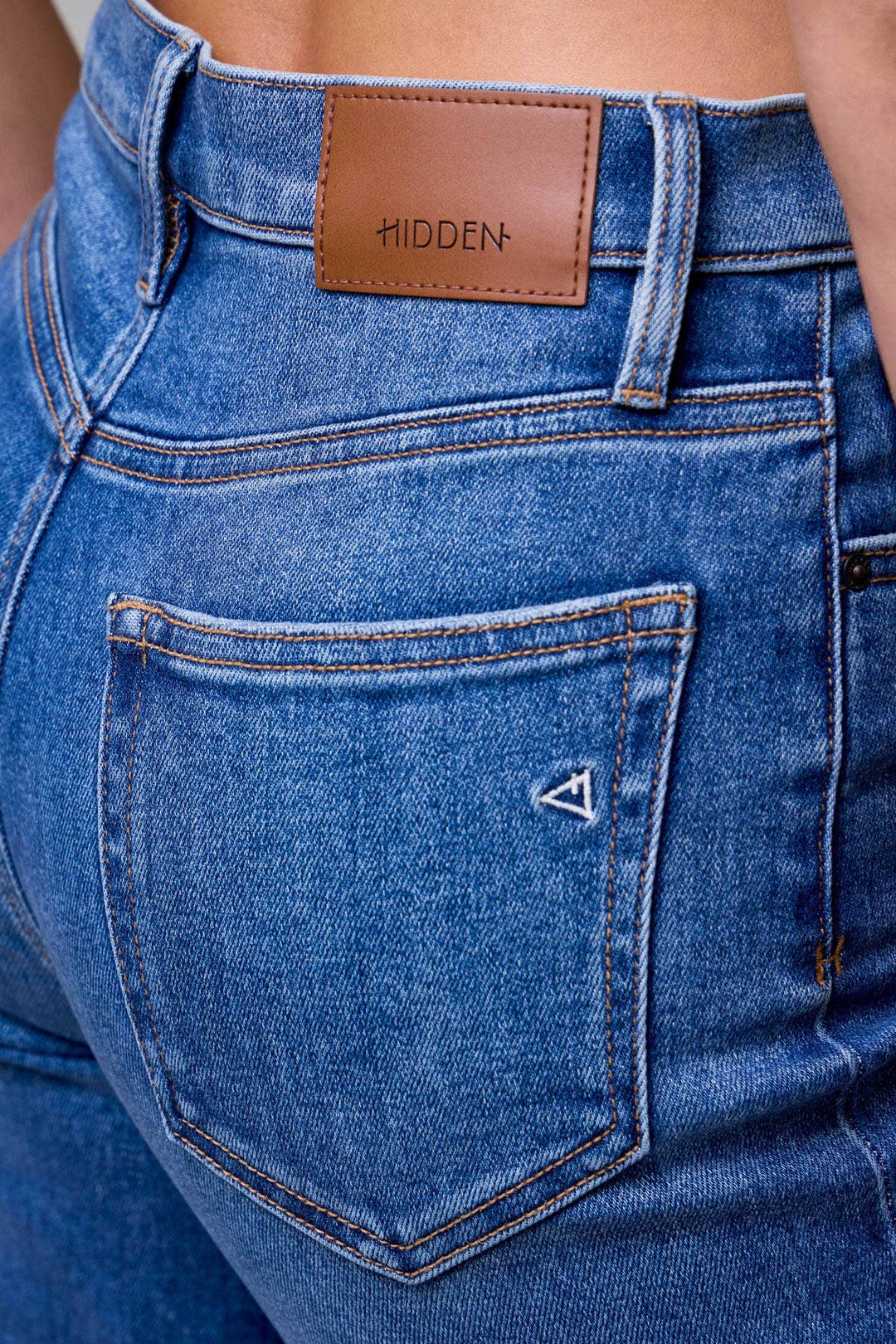 Hidden Jeans - Cuffed Stretch Clean Dad Jean Dark Wash 56