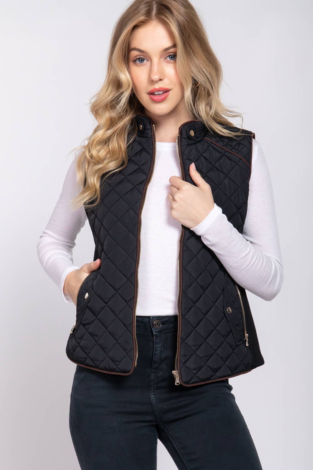 Active Basic - Suede Piping Detail Rib Quilted Padding Vest in Black