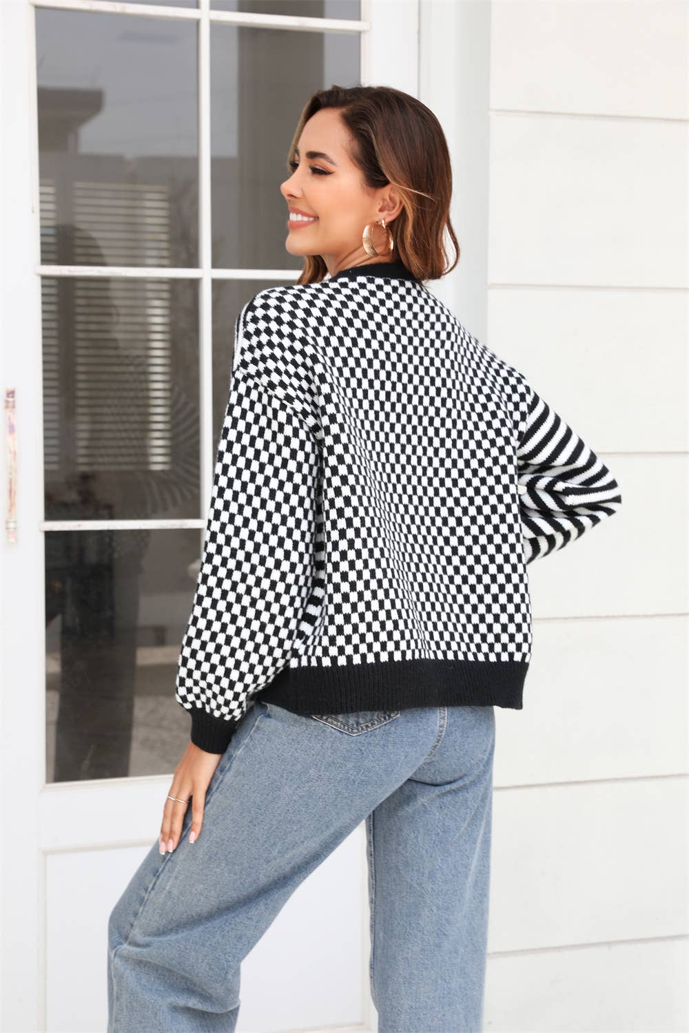 Striped and Checkered Knit Button Cardigan blk4
