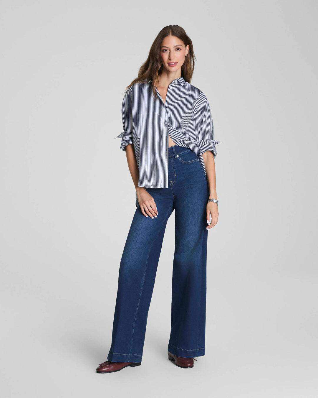 Spanxshape Everywear Wide Leg Jeans in Poseidon front 1